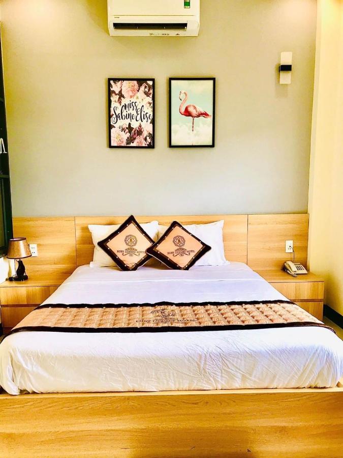 Ruby Luxury Hotel Quy Nhơn Zewnętrze zdjęcie